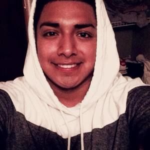 Meet your Posher, Josue